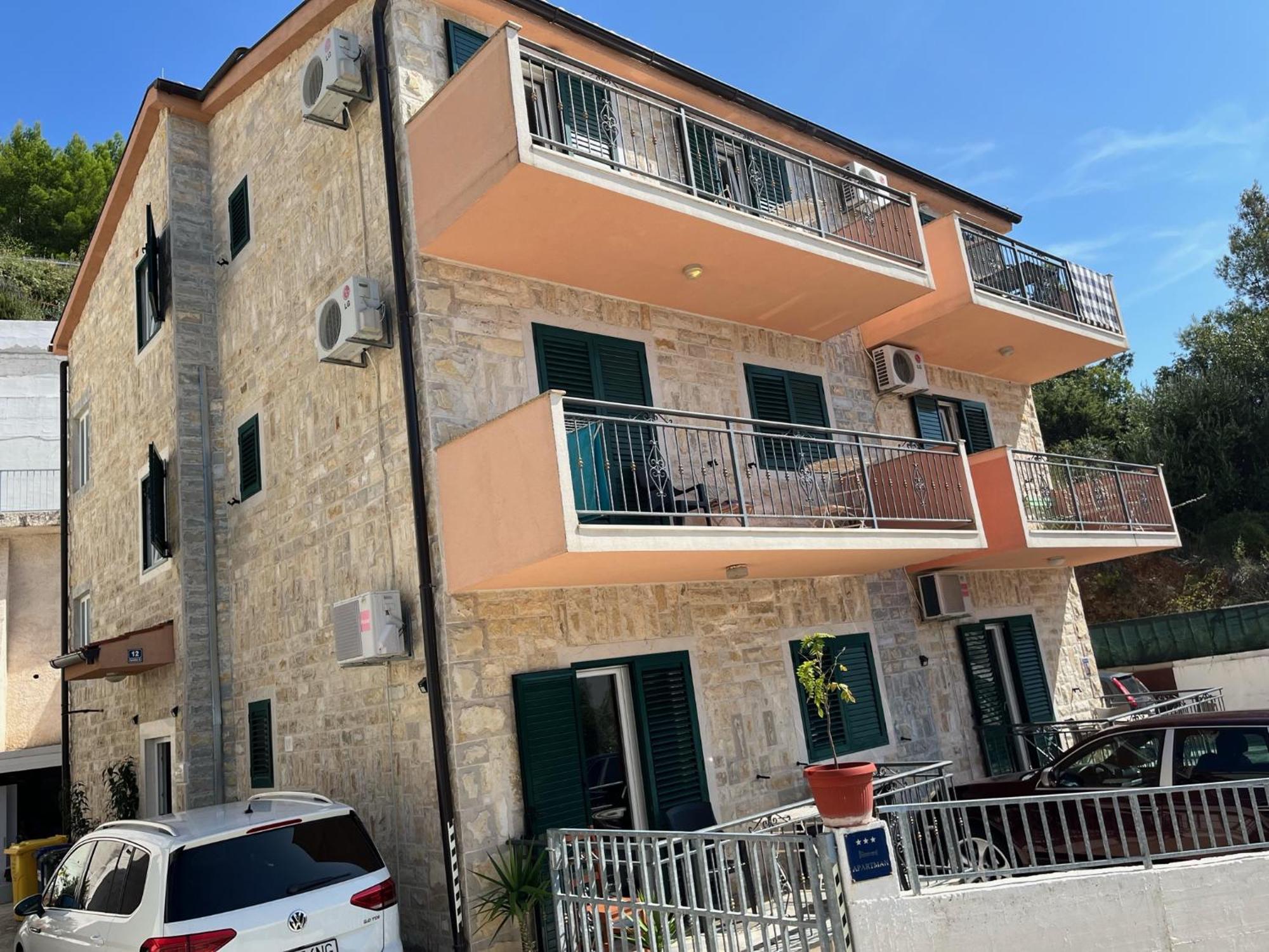 Villa Borzic Omis Exterior photo